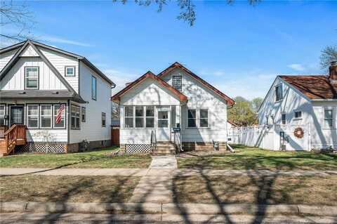 401 Saratoga Street S, Saint Paul, MN 55105