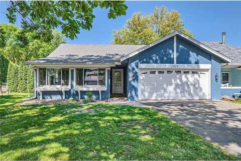 2044 28th Avenue NW, New Brighton, MN 55112