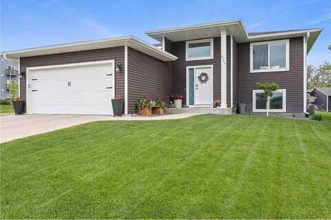 6723 Gaillardia Drive NW, Rochester, MN 55901