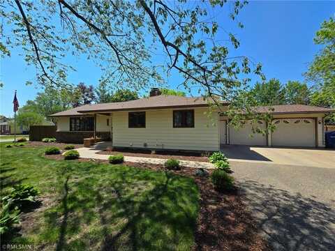 1615 10th Avenue S, Saint Cloud, MN 56301