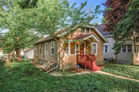 1067 27th Avenue SE, Minneapolis, MN 55414