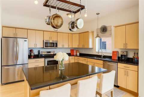 270 4th Street E, Saint Paul, MN 55101
