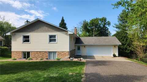 1191 Garden Avenue, Roseville, MN 55113