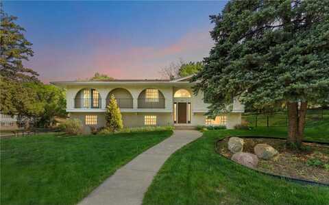 1920 Kyle Place, Golden Valley, MN 55422