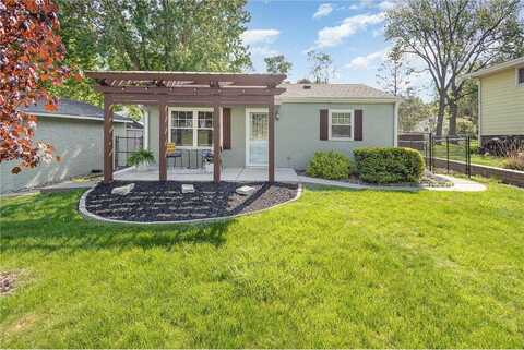 1060 Esther Lane, Mendota Heights, MN 55118