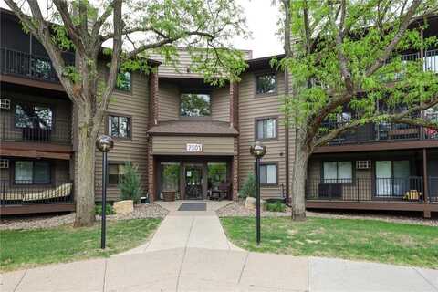 7501 W 101st Street, Bloomington, MN 55438