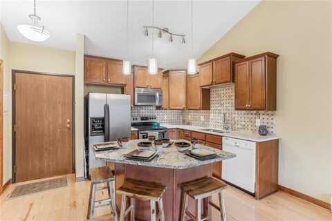 3850 Plymout Boulevard, Plymouth, MN 55446