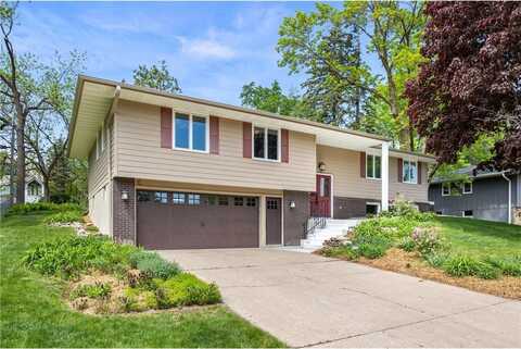 7012 Lanham Lane, Edina, MN 55439