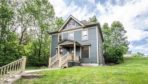 711 2nd Street W, Northfield, MN 55057