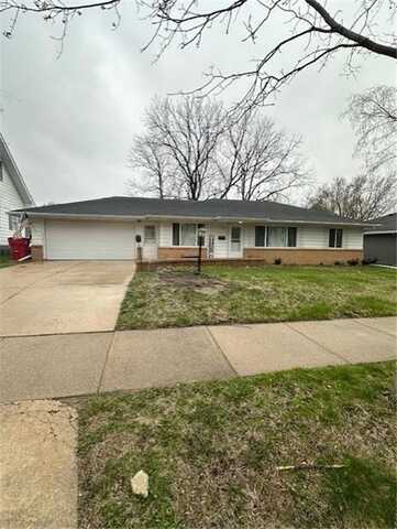 1305 8th Avenue NW, Austin, MN 55912