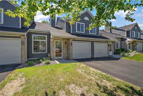 535 Mission Hills Way W, Chanhassen, MN 55317