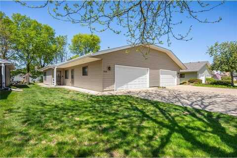 532 Graham Street SW, Hutchinson, MN 55350
