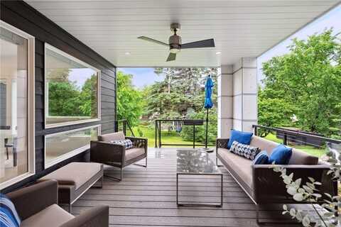 209 Westwood Drive N, Golden Valley, MN 55422