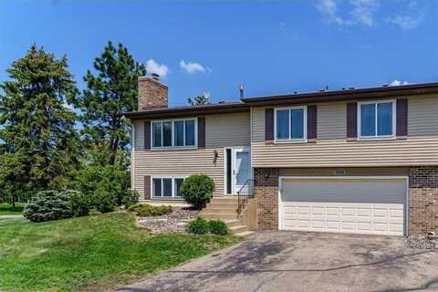 10326 Balsam Lane, Eden Prairie, MN 55347