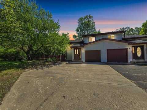 500 Egret Boulevard NW, Coon Rapids, MN 55448