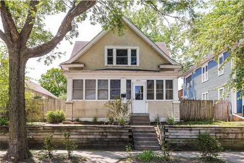 2011 3rd Avenue N, Minneapolis, MN 55405