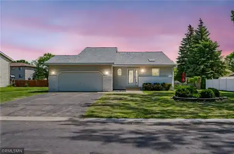 2481 Northridge Drive, North Mankato, MN 56003