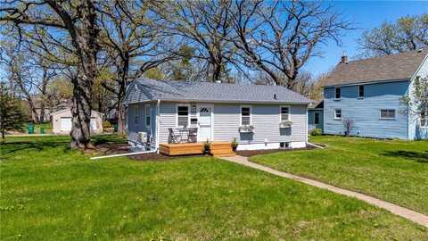 7524 Edgebrook Drive, Saint Louis Park, MN 55426