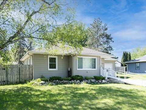 2204 W Saint Germain Street, Saint Cloud, MN 56301