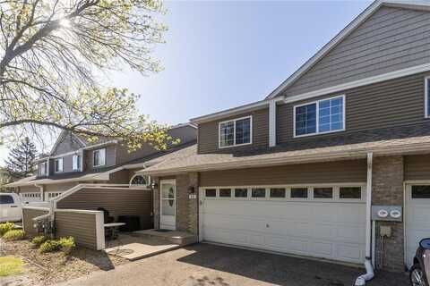102 Primrose Court, Vadnais Heights, MN 55127