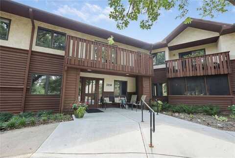 2250 W Luther Place, Saint Paul, MN 55108
