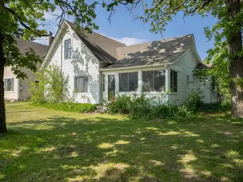 5844 Stagecoach Trail N, Oak Park Heights, MN 55082