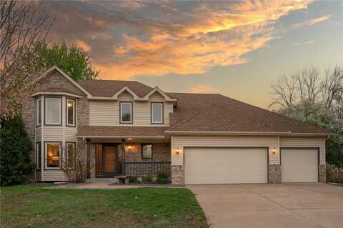 165 Cottonwood Drive, Vadnais Heights, MN 55127