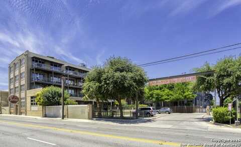 831 S Flores, San Antonio, TX 78204