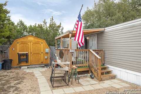 225 private road 1514, Bandera, TX 78003