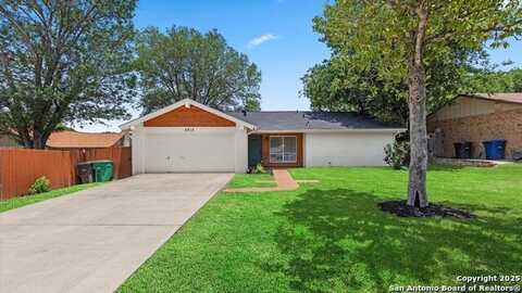 5815 FREEMANS FARM ST, San Antonio, TX 78233