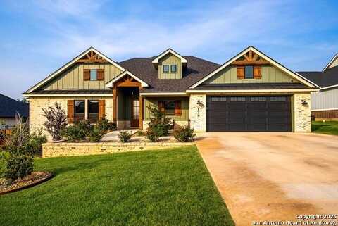 129 Magnolia Cir E, La Vernia, TX 78121