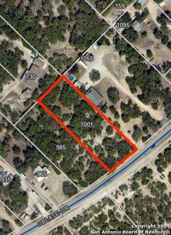 1001 OBLATE DR, Canyon Lake, TX 78133
