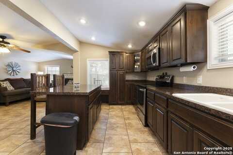 232 Angel Dr, Lakehills, TX 78063