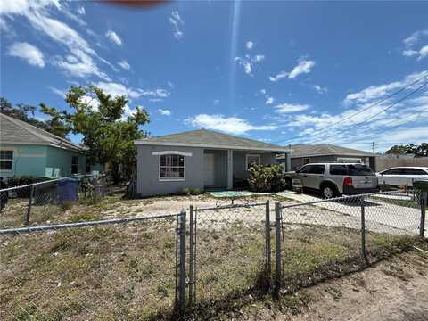 815 12TH AVENUE W, BRADENTON, FL 34205