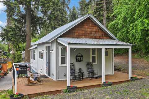 22708 E Park Beach Rd, Newman Lake, WA 99025