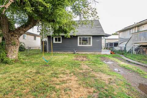 1653 E Ostrander Ave, Spokane, WA 99207