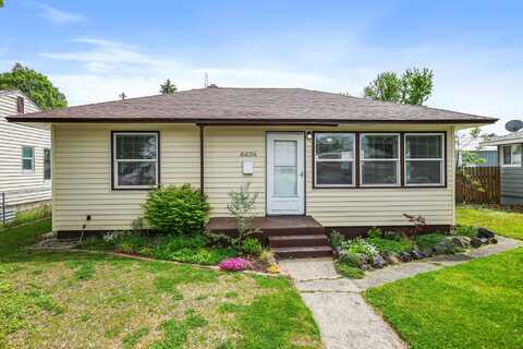 4424 N Whitehouse St, Spokane, WA 99205