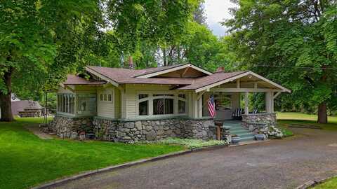 10228 N Whitworth Dr, Spokane, WA 99218