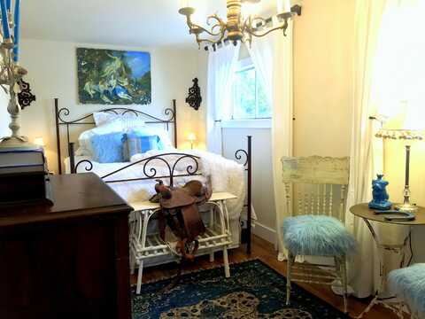 2528 De La Vina St, SANTA BARBARA, CA 93105