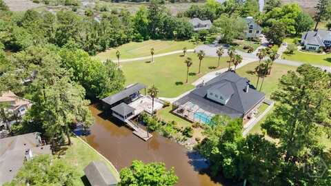 313 Lakeshore Drive, Savannah, GA 31419