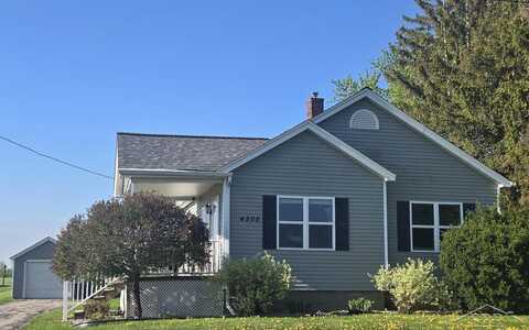 4505 Kochville, Saginaw, MI 48604
