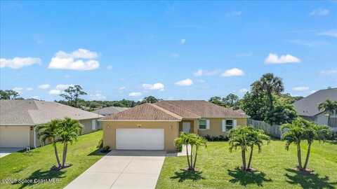 431 Cellini Avenue NE, Palm Bay, FL 32907