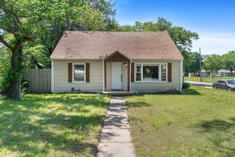1001 S Yale Ave, Wichita, KS 67218