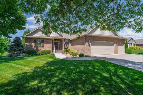 403 N Bailey Mae Ct, Valley Center, KS 67147