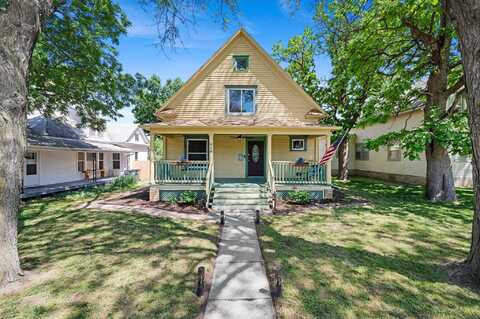 310 E 9th, Newton, KS 67114
