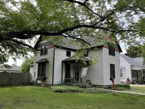 434 S 1st Street, Lindsborg, KS 67456