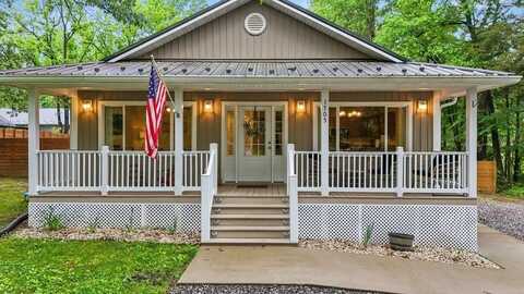 1705 High St, Farmville, VA 23901