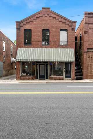 215 West Third Street, Farmville, VA 23901