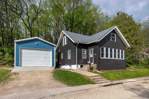 219 W River Street, Darlington, WI 53530