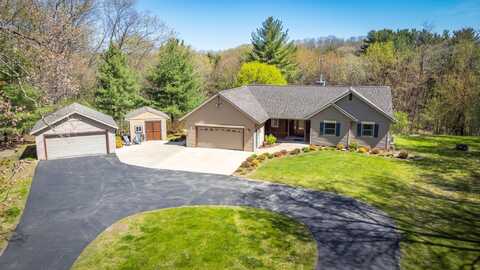 N4404 Pine Drive, Montello, WI 53949